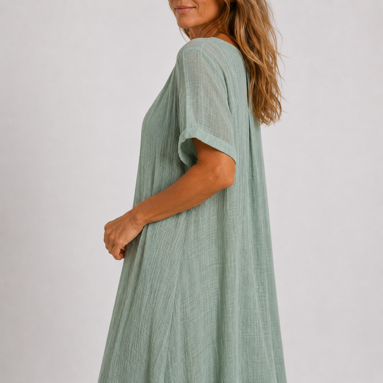 Viola | Relaxed V-Neck Maxi Dress
